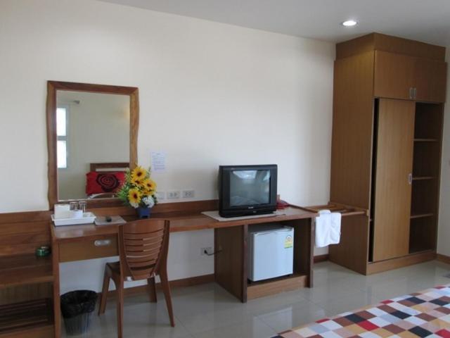 โรงแรมพร 3 ขอนแก่น ภายนอก รูปภาพ
