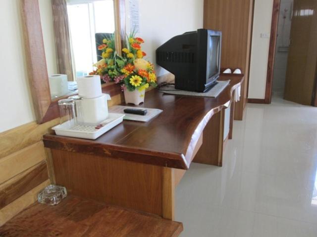โรงแรมพร 3 ขอนแก่น ภายนอก รูปภาพ